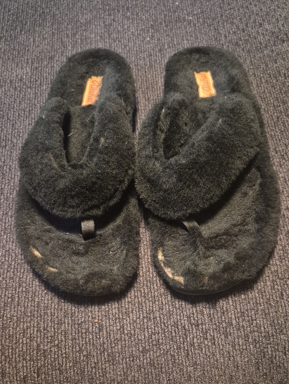 OluKai Black Furry Thong Slide Sandals